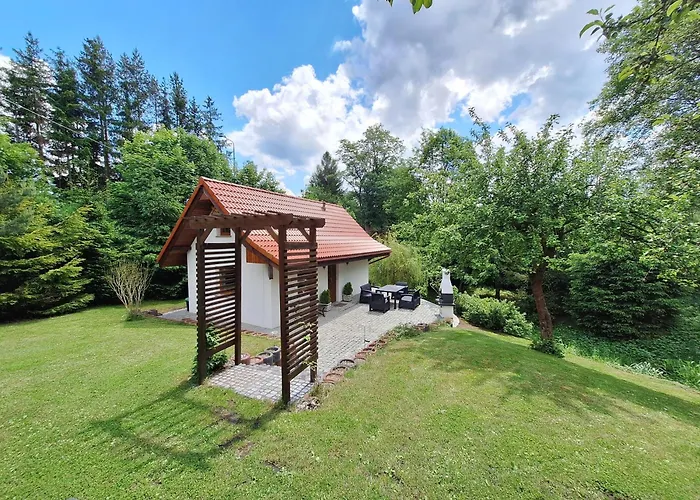 Nad Strumykiem Holiday home *